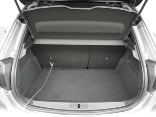 Peugeot e-208 Peugeot e-208 EV GT Pack 50 kWh CAMERA | NAVI | RIJKLAARPRIJS INCL. 12 MND. BOVAGGARANTIE - afbeelding nr 11