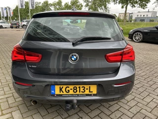 BMW 1 Serie 50% deal 6.975,- ACTIE Trekhaak / LED / Sport stoelen / Stoel verwarming / PDC achter - afbeelding nr 11