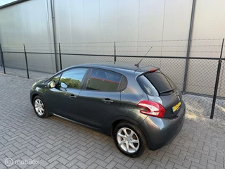 Peugeot 208 Peugeot 208 1.2 VTi Style | Airco | Cruise | Nav | PDC V+A | Orig NL | NAP | Dealer ond | DB riem vervangen - afbeelding nr 21
