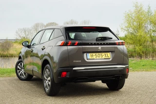 Peugeot 2008 Peugeot 2008 1.2 PureTech Active Pack - Gris Platinium - Carplay/Nav/Cruise - afbeelding nr 8