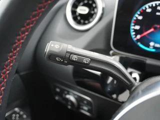 Mercedes-Benz B-Klasse Mercedes-Benz B-Klasse 180 AMG // Panoramadak // Camera // Augemented Reality // Carplay // Elek. Achterklep // Night Pakket // Cruise Control - afbeelding nr 21
