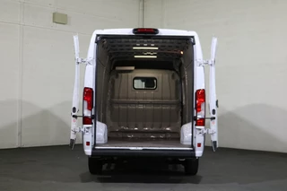 Opel Movano Opel Movano 2.2D 140pk L4 H2 Airco Navigatie Camera - afbeelding nr 3