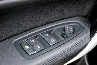 BMW 1 Serie Rijklaarprijs-Garantie Schuifdak Led Navigatie Leder - afbeelding nr 29