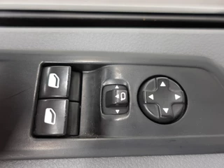 Peugeot Expert Peugeot Expert L2H1 100pk Premium Apple Carplay Cruise control Parkeersensoren Airco - afbeelding nr 13