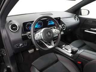 Mercedes-Benz B-Klasse Mercedes-Benz B-Klasse 180 AMG // Panoramadak // Camera // Augemented Reality // Carplay // Elek. Achterklep // Night Pakket // Cruise Control - afbeelding nr 11