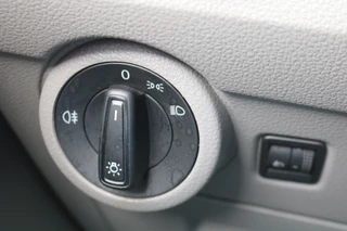 Volkswagen Transporter Volkswagen Transporter 2.0 TDI L2 H1 Koelwagen 0 Graden koeling Airco Sidebars - afbeelding nr 25