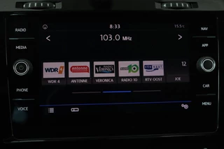 Volkswagen Golf Volkswagen Golf 1.4 TSI Highline | Stoelverwarming | Camera | Full LED | Adaptive cruise | Carplay | Climate control | Parkeerhulp | Bluetooth - afbeelding nr 30