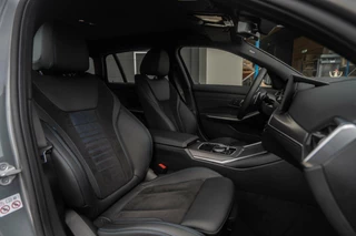 BMW 3 Serie BMW 3-serie Touring 330i M Sport 245pk Adapt.Cruise|Stoelver - afbeelding nr 9