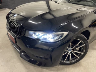 BMW 3 Serie PANO/HEAD-UP/ACC/LEER-SPORT/SFEER/CAMERA/KEYLESS/SHADOW-LINE/18