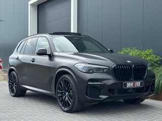 BMW X5 BMW X5 xDrive45e M PACK 395pk PANO ECC 360 CAMERA LEDER SPORTVELGEN - afbeelding nr 5