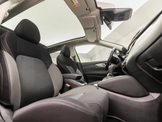 Nissan QASHQAI Nissan QASHQAI 1.2 N-Connecta Deluxe Automaat (PANORAMADAK, NAVIGATIE, 360 CAMERA, KEYLESS, SPORTSTOELEN, PARKEERSENSOREN, CRUISE, NIEUWSTAAT) - afbeelding nr 8