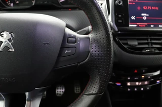 Peugeot 208 Peugeot 208 1.2 PureTech GT-line*CAMERA*ECC*CARPLAY* - afbeelding nr 19