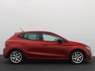 SEAT Ibiza SEAT Ibiza 1.0 TSI 116PK FR Business Intense BEATS AUDIO / CAMERA / CARPLAY / NAVI / CLIMA / PDC / BLUETOOTH / ACC / NL-AUTO - afbeelding nr 17