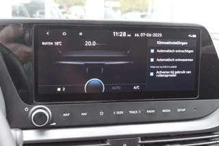 Hyundai Bayon Hyundai Bayon 1.0 T-GDI 100PK AUTOMAAT PREMIUM | ACHTERUITRIJ CAMERA | CLIMATE CONTROL | SFEER VERLICHTING | LED KOPLAMPEN | BOSE AUDIO | STOEL/STUUR VERWARMING | DODEHOEK DETECTIE | KEYLESS ENTRY/START | PARKEERSENSOREN VOOR EN ACHER | APPLE CARPLAY/ANDROID AUTO | DRAADLOZE TEEFOONLADER | - afbeelding nr 30