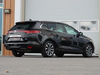 Renault Megane E-Tech Renault Megane Estate 1.6 E-Tech Plug-In Hybrid 160 Intens | - afbeelding nr 25