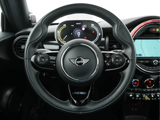 MINI Electric (INCL-BTW) Aut. *PANO | FULL-LEATHER | HEAD-UP | FULL-LED | HARMAN/KARDON-SOUND | KEYLESS | CAMERA | SPORT-SEATS | NAVI-FULLMAP | HEATED-SEATS | AMBIENT-LIGHT | DAB | DIGI-COCKPIT | 17