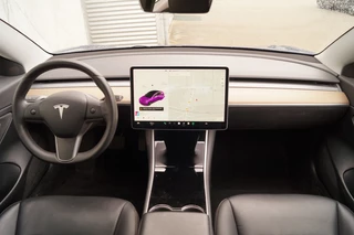 Tesla Model 3 - afbeelding nr 9