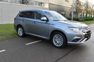 Mitsubishi Outlander Standkachel Navigatie Parkeer camera - afbeelding nr 10