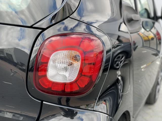 Smart Fortwo smart fortwo 1.0 Passion | NL Auto | UNIEK | Automaat | Zeer Zuinig | Climate Control | Panorama dak | Navigatie | Cruise Control | - afbeelding nr 7