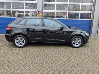 Audi A3 Audi A3 Sportback 30 TFSI Pro Line - afbeelding nr 2