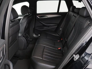 BMW 5 Serie BMW 5-serie 520d xDrive M-Sport | Leder | Sportstoelen |  Camera | Full LED | Trekhaak | Keyless | Navigatie | Sfeerverlichting | Climate control - afbeelding nr 7