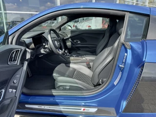 Audi R8 Audi R8 5.2 Performance Quattro|B&O|KERAMISCH|CARBONPAKKET| - afbeelding nr 5