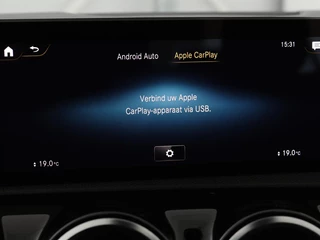 Mercedes-Benz A-Klasse Mercedes-Benz A-klasse 180d AMG | 36.600km NAP | Panoramadak | Stoelverwarming | Carplay | Camera | Full LED | Navigatie | Leder/Alcantara | Widescreen - afbeelding nr 19
