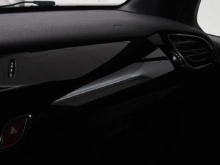 Citroën DS3 Citroen DS3 Cabrio 1.2 PureTech So Chic | Stoelverwarming | Vouwdak |  Vouwdak | Navigatie | Climate control | Parkeerhulp | Cruise control | Bluetooth - afbeelding nr 20