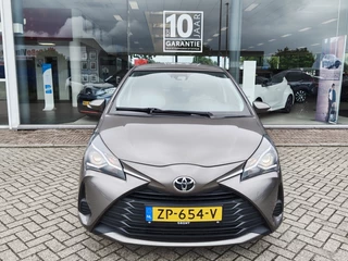 Toyota Yaris Toyota Yaris 1.5 VVT-i Active | Navi | Cruise Control | Achteruitrijcamera - afbeelding nr 6