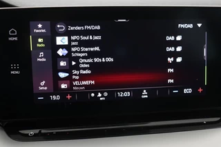 Škoda Octavia Skoda Octavia 1.4 TSI iV PHEV Business Edition | Camera |  Carplay | Navigatie | Full LED | Sfeerverlichting | Parkeerhulp | Climate control - afbeelding nr 25