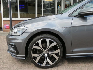 Volkswagen Golf Volkswagen Golf 1.4 TSI DSG-aut. R-Line / Navi / 18 Inch / Stoelverw. / Trekhaak / BOVAG garantie - afbeelding nr 8