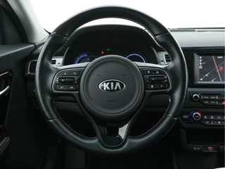 Kia e-Niro (INCL-BTW) Aut. *LEATHER-MICROFIBRE | NAVI-FULLMAP | DAB | ADAPTIVE-CRUISE | CAMERA | COMFORT-SEATS | KEYLESS | DIGI-COCKPIT | SHIFT-PADDLES | HEATED-SEATS | CARPLAY | LANE-ASSIST | 17