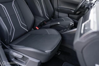 Volkswagen Polo Volkswagen Polo 1.0 TSI Highline DSG VIRTUAL LED ACC NAVI - afbeelding nr 21