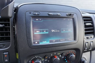 Opel Vivaro - Airco - Navi - Cruise - Achteruitrijcamera - € 10.950,- Excl. - afbeelding nr 11