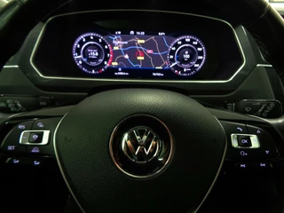 Volkswagen Tiguan Volkswagen Tiguan 1.4 TSI R-Line/ Virtual Cockpit/ LED/ 19''LMV - afbeelding nr 15