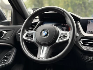 BMW 1 Serie BMW 1-serie 118i M-Sport | Leder | Apple Carplay | Live Cockpit | - afbeelding nr 18