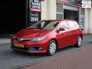 Toyota Auris - 382489042-0