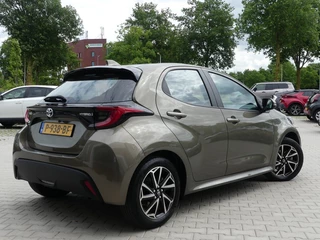 Toyota Yaris Toyota Yaris 1.5 Hybride Dynamic | Apple Carplay | Camera | Navi | - afbeelding nr 3