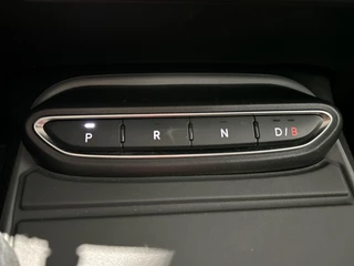 Jeep Avenger Jeep Avenger Longitude 54 kWh | Navigatie | Voorruit Verwarming | Fabrieks Garantie | | Soh (batterijcheck) 96 % - afbeelding nr 18
