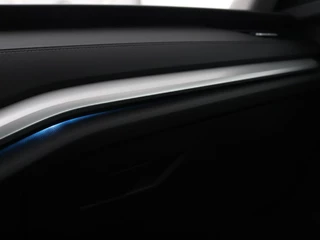 Škoda Octavia Skoda Octavia Combi 1.0 TSI Business Edition | Stoelverwarming |  Trekhaak | Adaptive cruise | Elektrische achterklep | Carplay | Sfeerverlichting - afbeelding nr 22