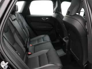 Volvo XC60 Volvo XC60 2.0 T6 AWD Plus Dark - afbeelding nr 13