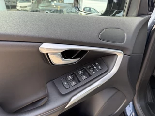 Volvo V40 Volvo V40 Cross Country T3 153PK AUT6 Polar+ Luxury| Leder|Pano| Camera| Trekhaak|DAB+|K - afbeelding nr 8