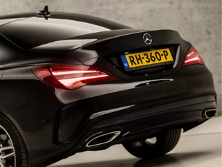 Mercedes-Benz CLA Mercedes-Benz CLA 180 AMG Sport Automaat (GROOT NAVI, 1e EIGENAAR, LEDER/ALCANTARA, GETINT GLAS, STOELVERWARMING, SPORTSTOELEN, DIAMOND GRILL, PARKEERSENSOREN, CRUISE, LED KOPLAMPEN, NIEUWSTAAT) - afbeelding nr 12