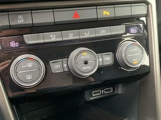 Volkswagen T-Roc Volkswagen T-Roc 1.5 TSI Airco Carplay Cruise Led NL Auto 2020 Origineel 92238 KM N.A.P 2 De Eigenaar Nieuwstaat - afbeelding nr 19