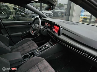 Volkswagen Golf Volkswagen Golf 2.0 TSI GTI Panorama/IQ Light/H&K/Keyless/Camera - afbeelding nr 16