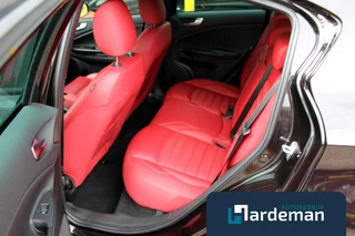 Alfa Romeo Giulietta Alfa Romeo Giulietta 1.4 Turbo MultiAir TCT Navi Leder - afbeelding nr 8
