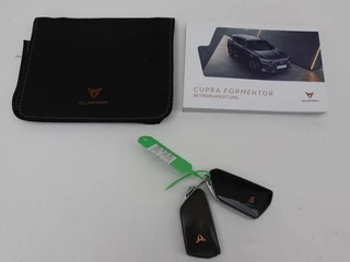 CUPRA Formentor CUPRA Formentor 1.4 e-Hybrid VZ | 245pk | Stoel & stuurverwarming | Carplay | Camera | Adaptive cruise | Navigatie | Sfeerverlichting | Keyless | Full LED | PHEV - afbeelding nr 14