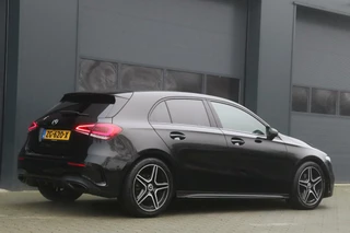 Mercedes-Benz A-Klasse Mercedes A-klasse 180 AMG Night Pakket Widescreen Lmv PrivacyGlass Camera Stoelverwarming Navi Uitstraling!! BJ2019 - afbeelding nr 11