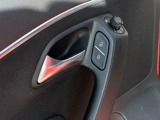 Volkswagen Polo Volkswagen Polo 1.8 TSI GTI, FACELIFT, NAVI, CRUISE, LED, ECC-AIRCO, STOELVERWARMING, PARKEERSENSOREN, LICHTMETAAL 17