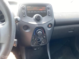 Toyota Aygo Toyota Aygo 1.0 VVT-i x-fun - afbeelding nr 8